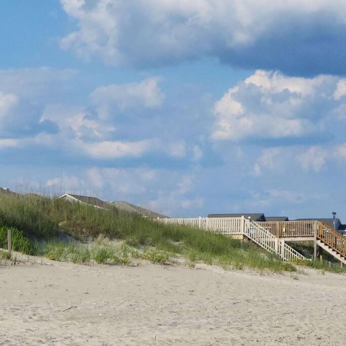 Whole House - Short Walk To The Beach Ocean Isle Beach Kültér fotó