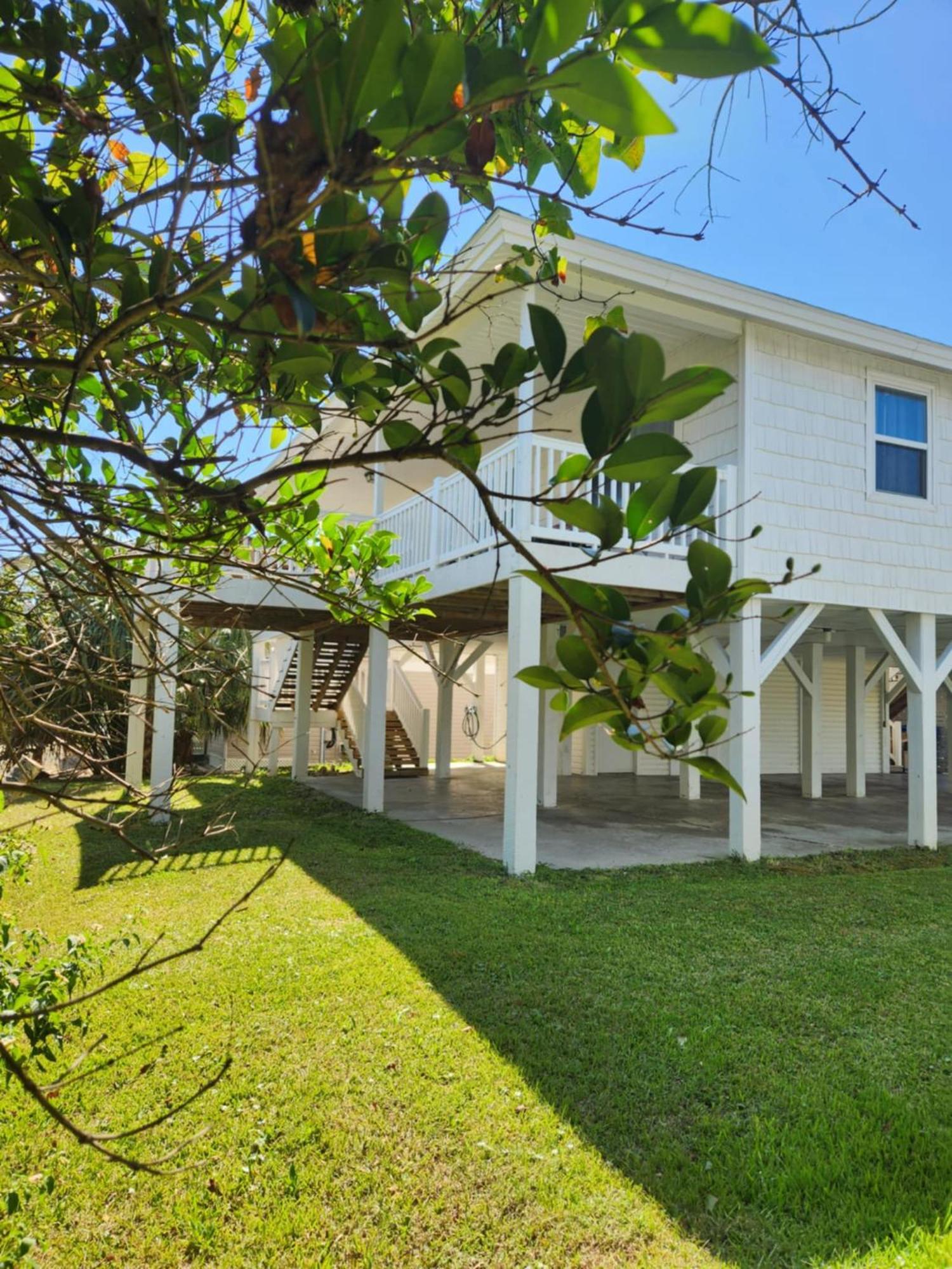 Whole House - Short Walk To The Beach Ocean Isle Beach Kültér fotó